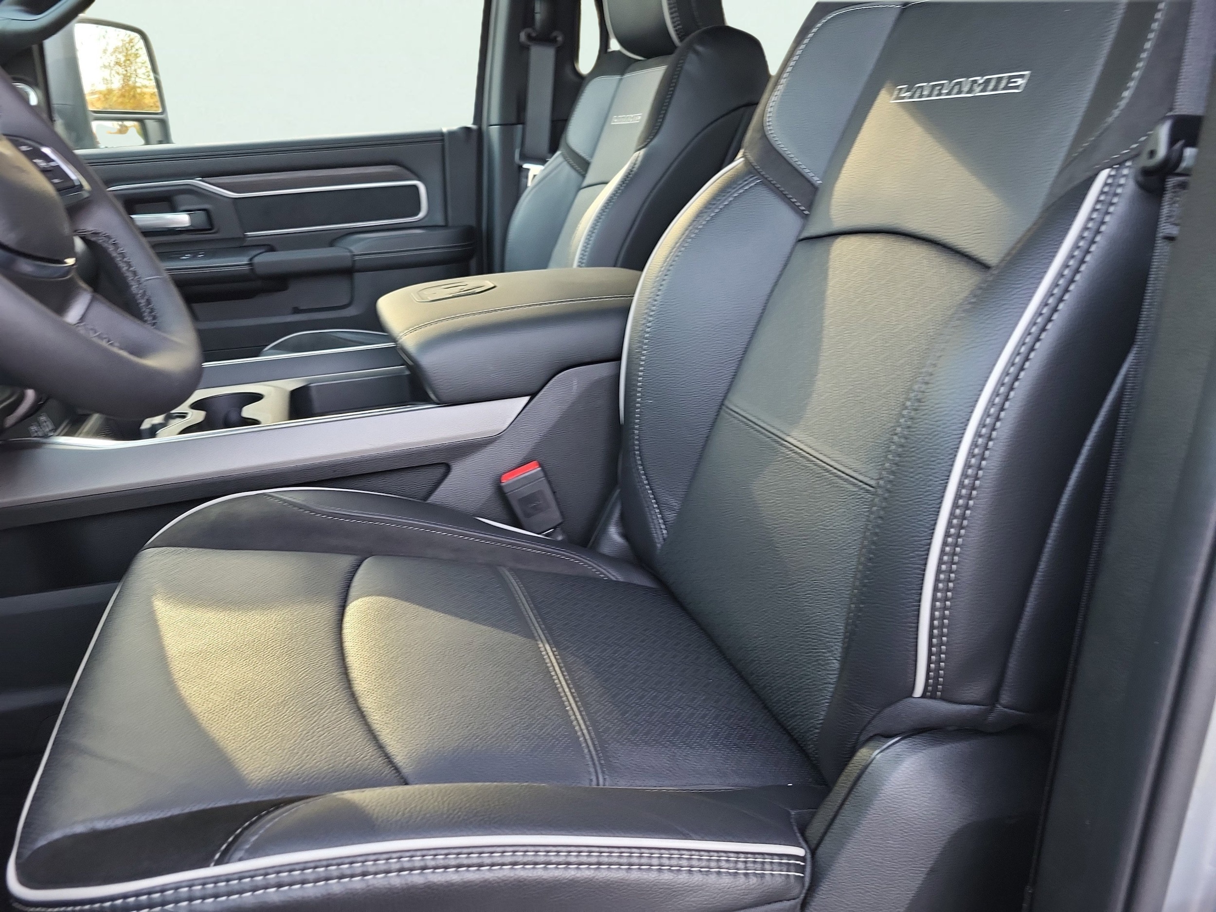 2026 RAM 2500 Laramie - Photo 23