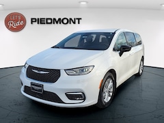 2026 Chrysler Pacifica SELECT Passenger Van