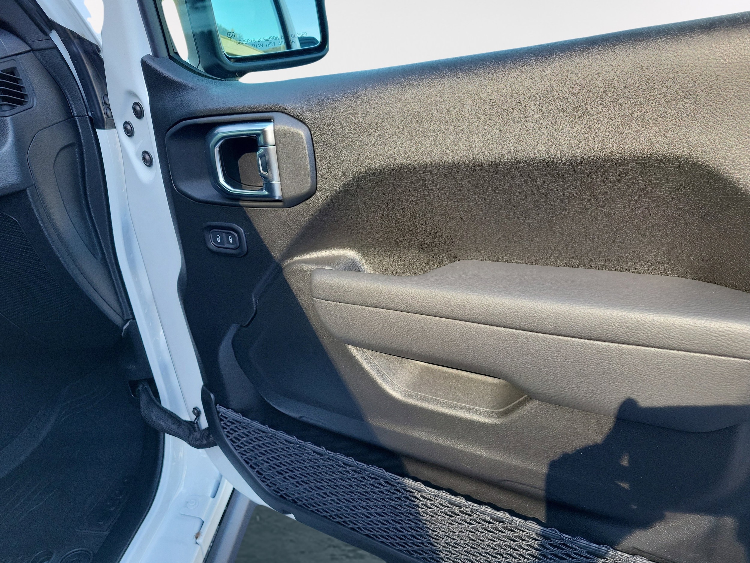2026 Jeep Wrangler 2-Door Willys - Photo 18