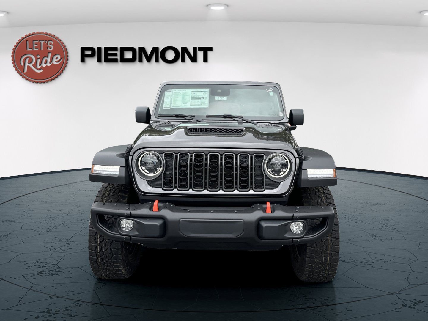 2025 Jeep Gladiator Mojave photo 2
