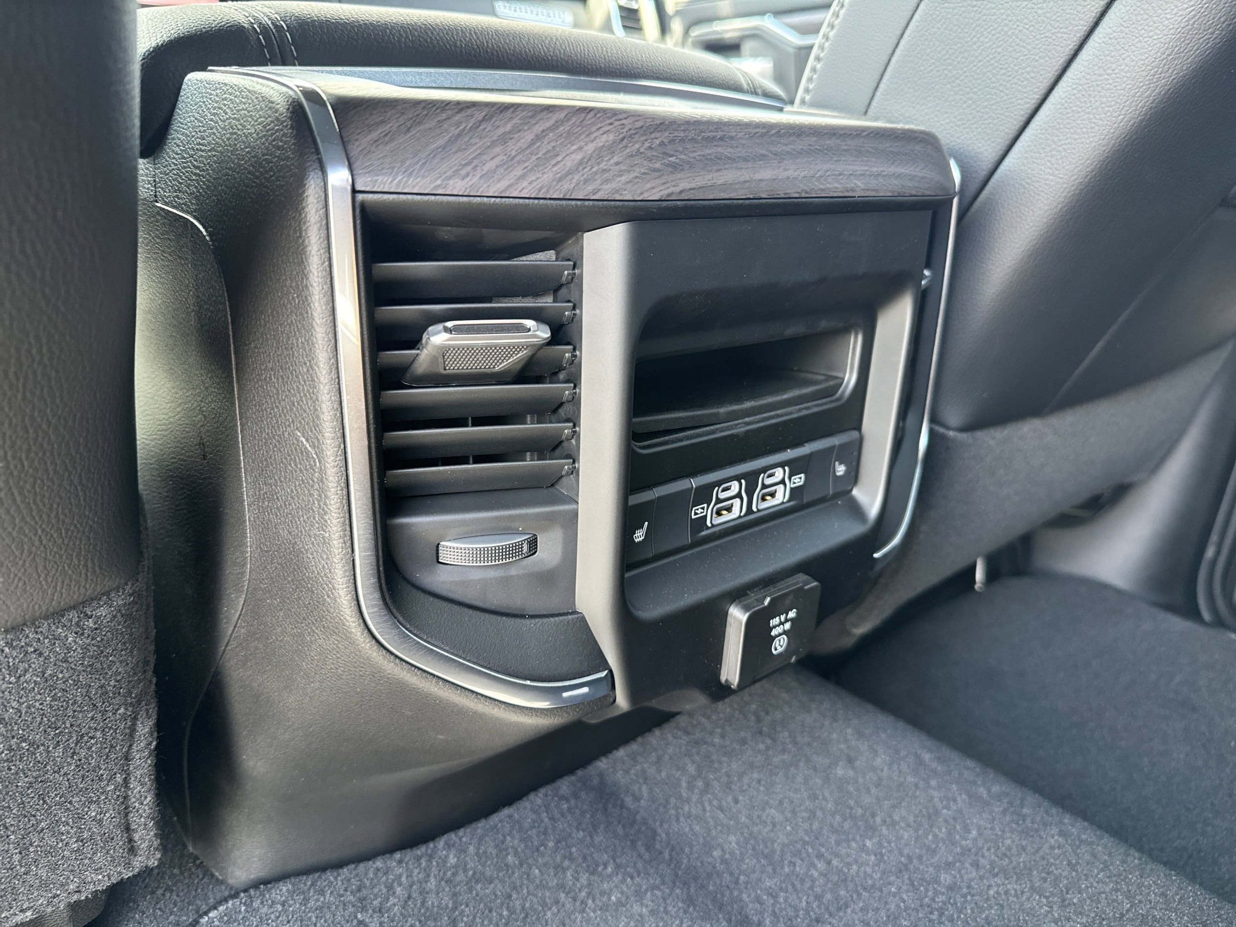 2025 RAM 2500 Laramie - Photo 16