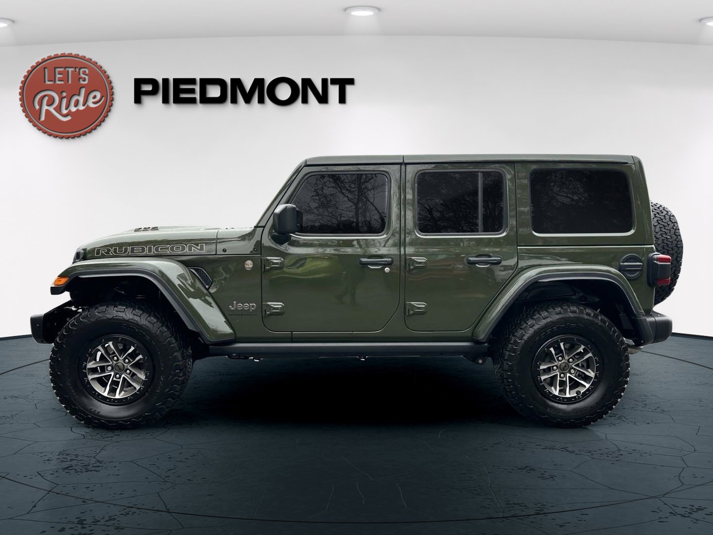 2024 Jeep Wrangler Rubicon 392 photo 3