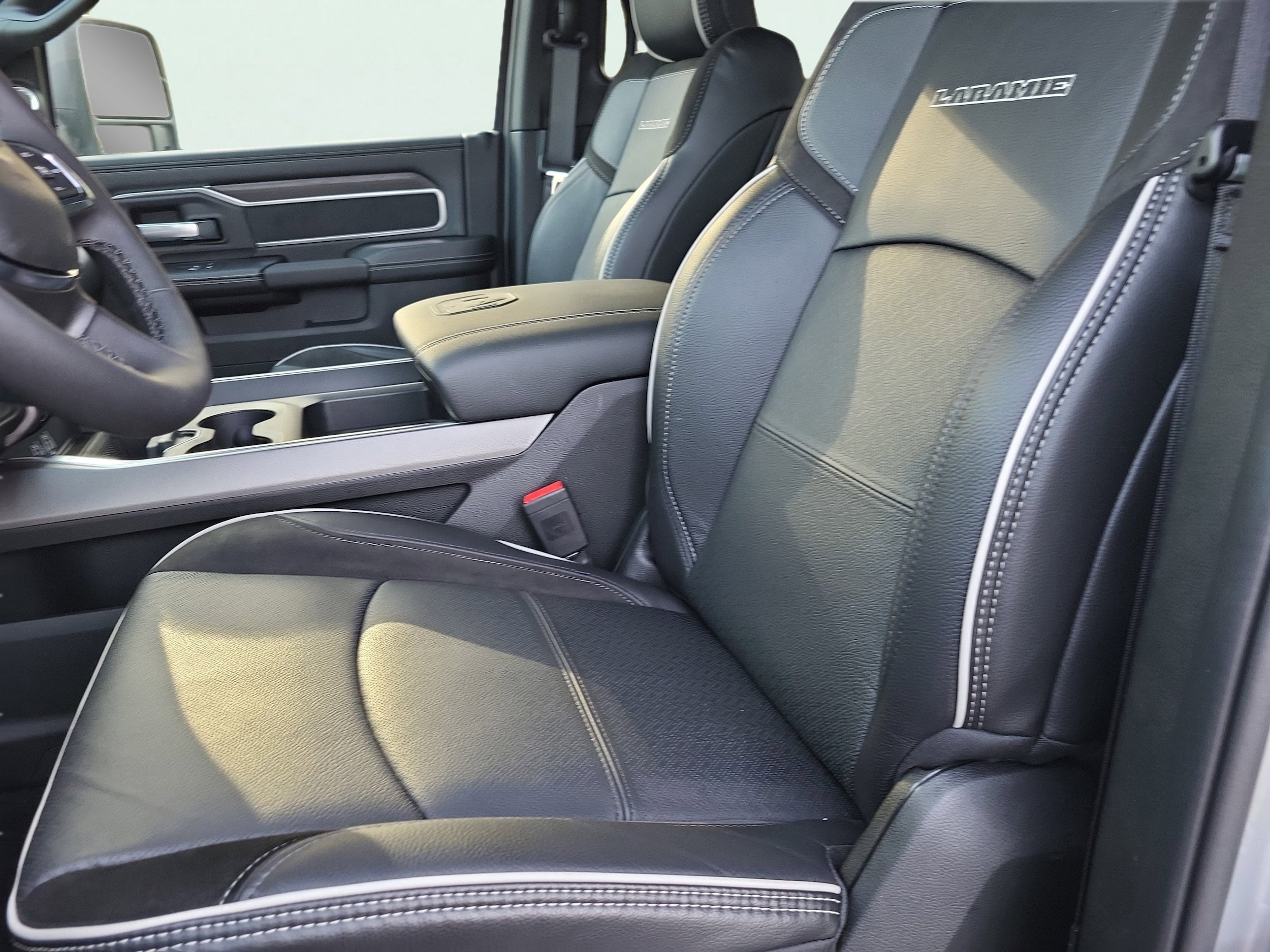2026 RAM 2500 Laramie - Photo 24