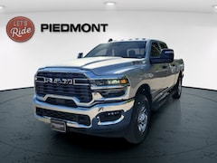 2026 Ram 2500 TRADESMAN CREW CAB 4X4 6'4 BOX Pickup