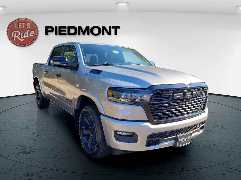 New 2026 Ram 1500 BIG HORN CREW CAB 4X4 5'7 BOX Pickup