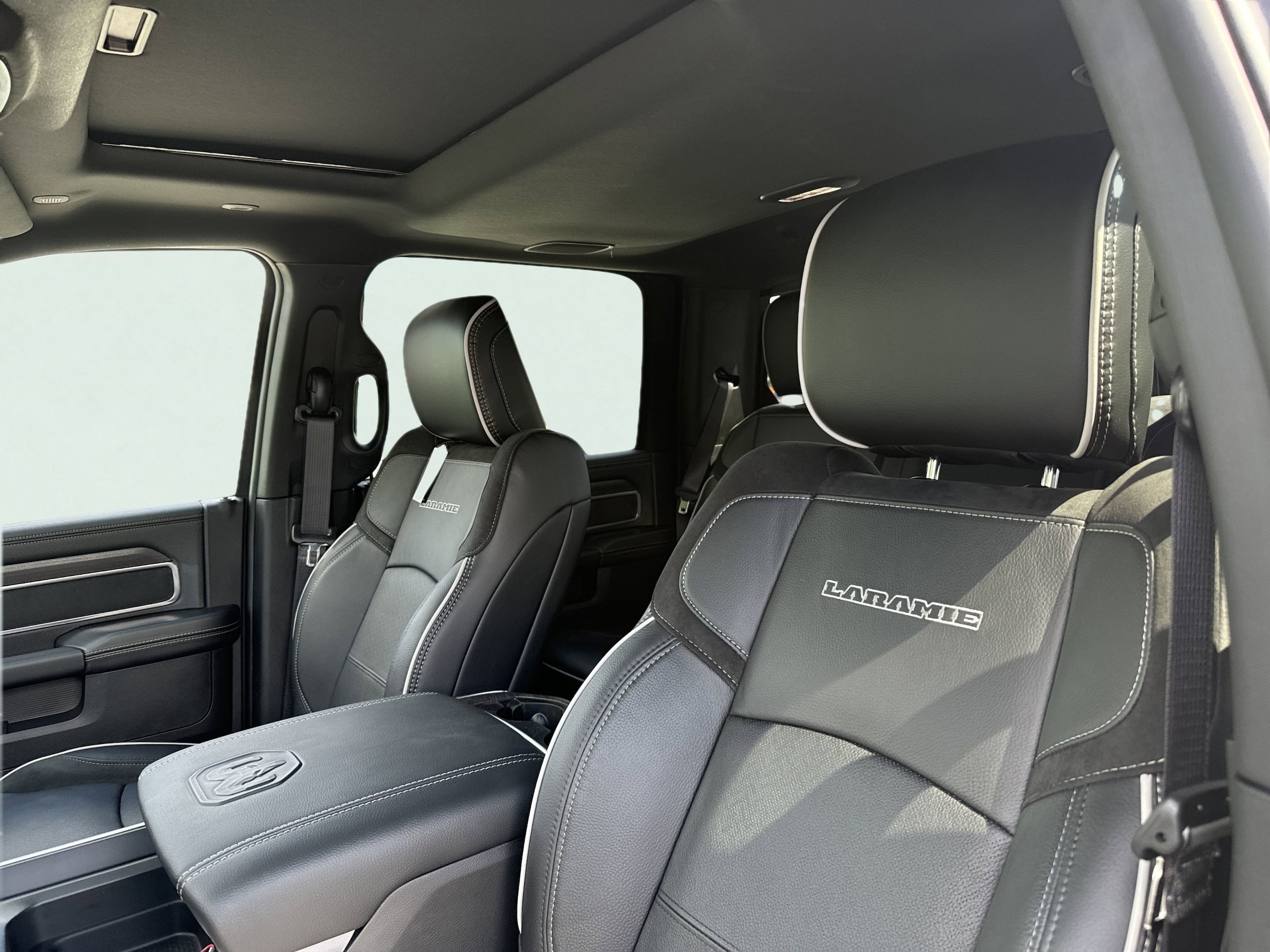 2025 RAM 2500 Laramie - Photo 22