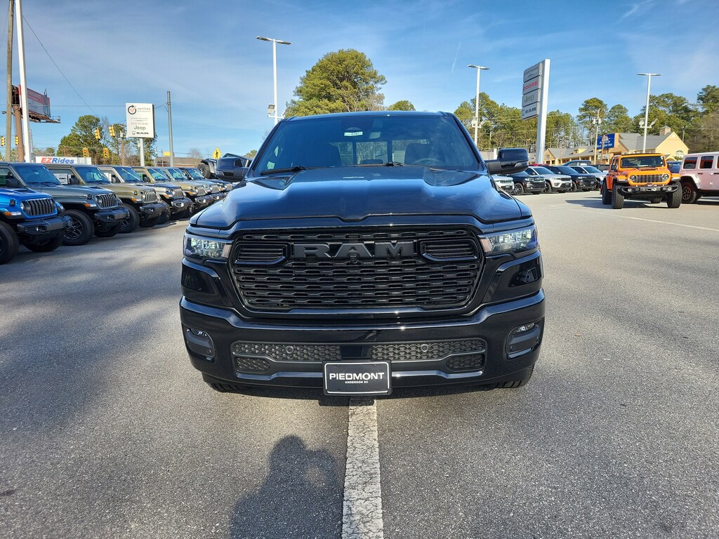 New 2026 Ram 1500 BIG HORN CREW CAB 4X4 5'7 BOX Pickup