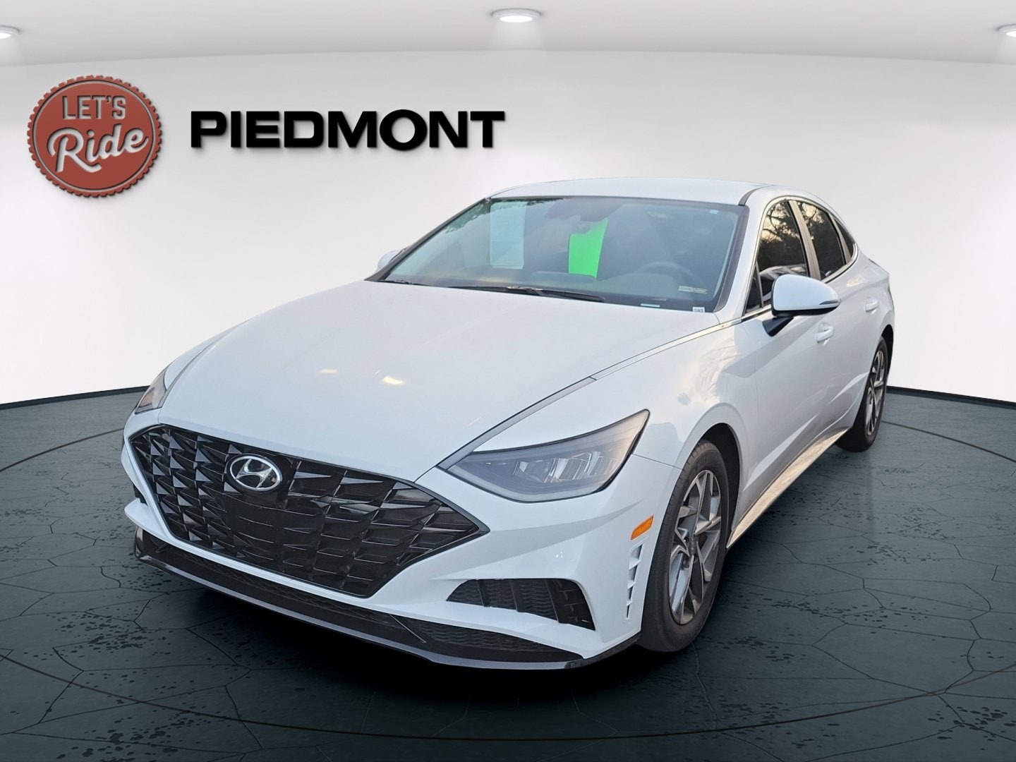 2022 Hyundai Sonata SEL's photo