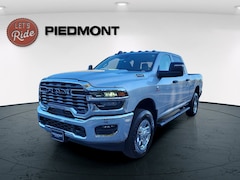 2026 Ram 2500 TRADESMAN CREW CAB 4X4 6'4 BOX Pickup