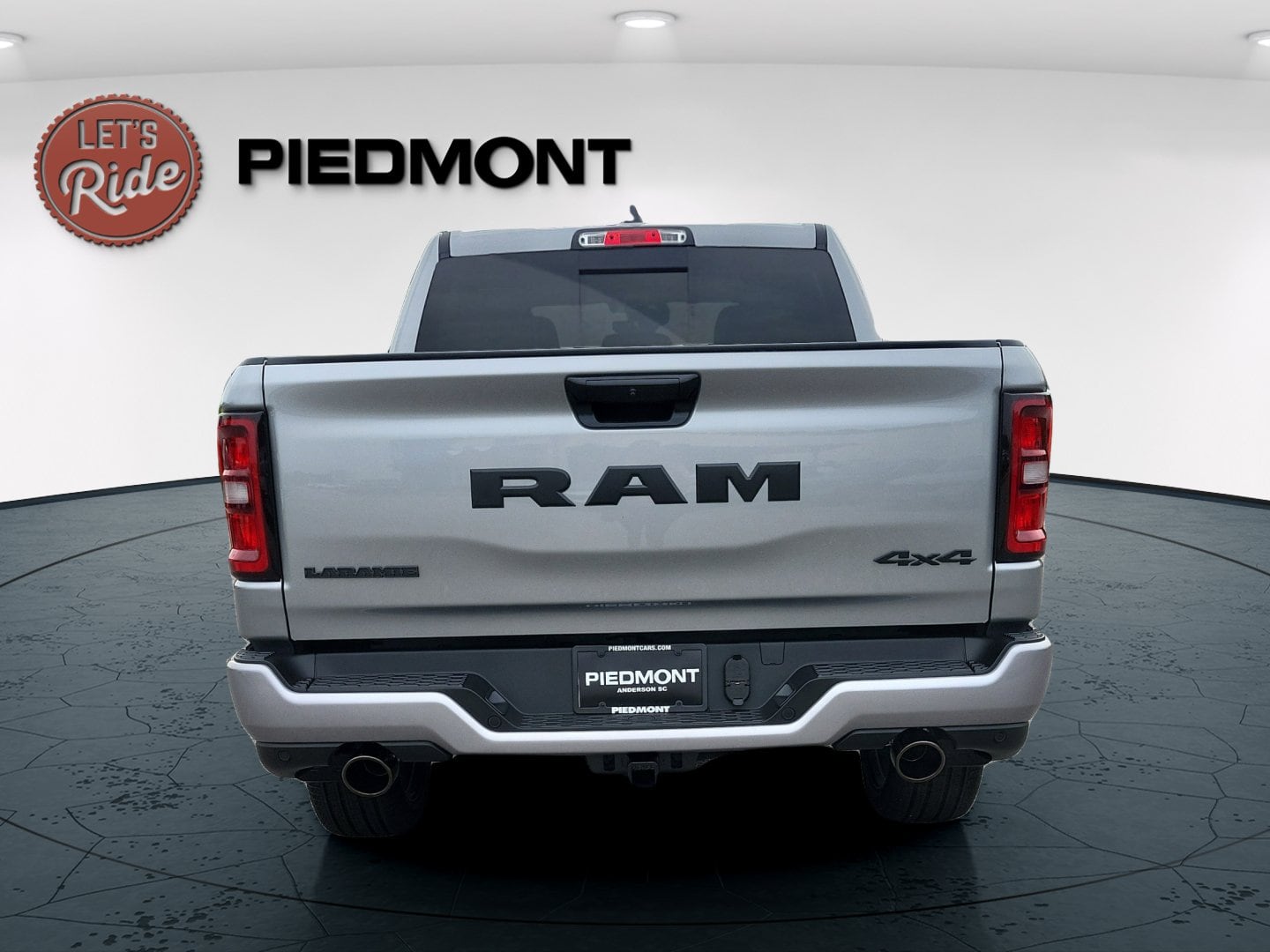 2026 RAM 1500 Laramie - Photo 6