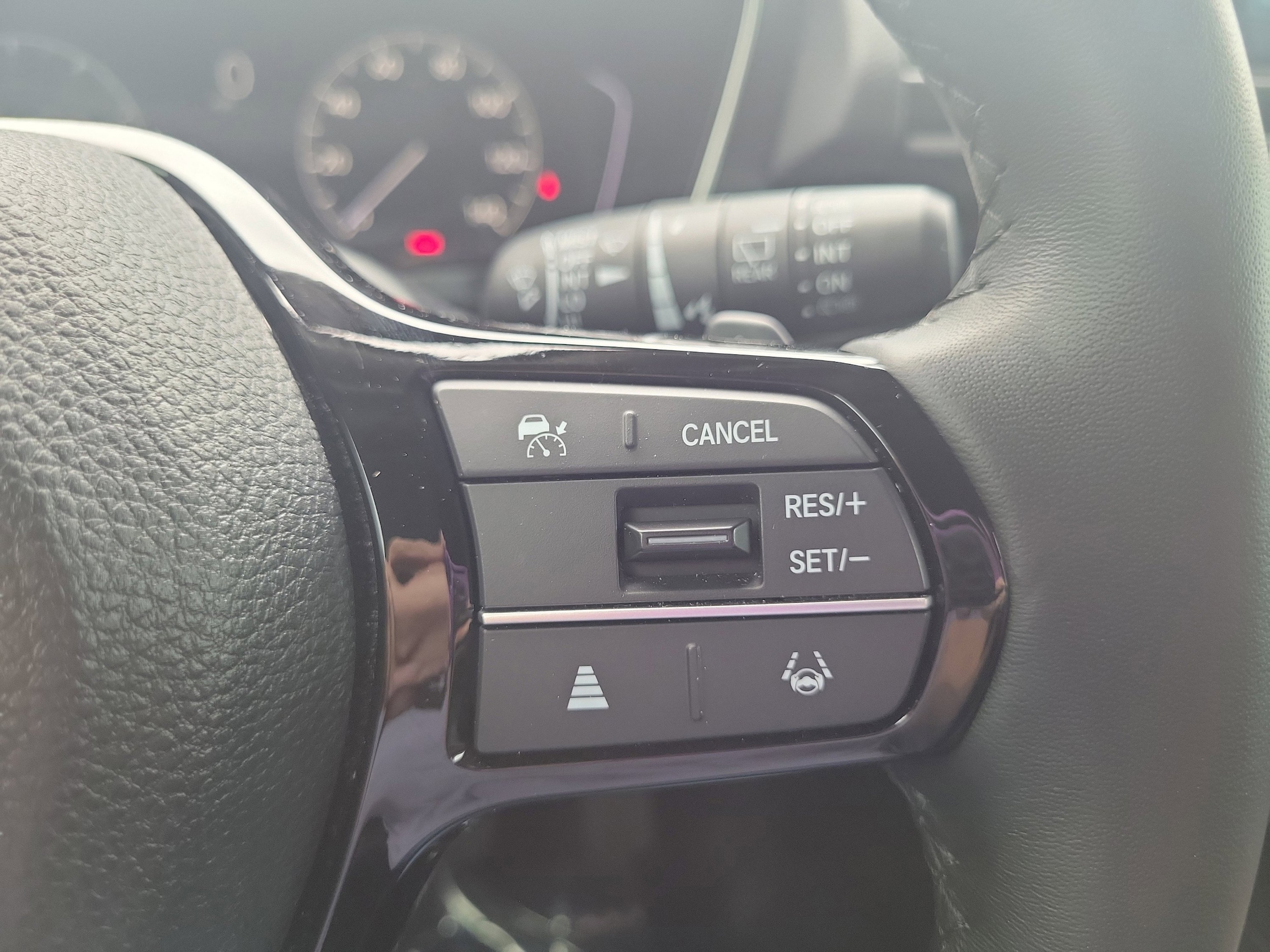 2025 Honda Pilot EX-L - Photo 28