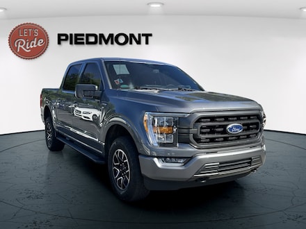 2022 Ford F-150 XLT 4WD SuperCrew 5.5 Box Truck SuperCrew Cab