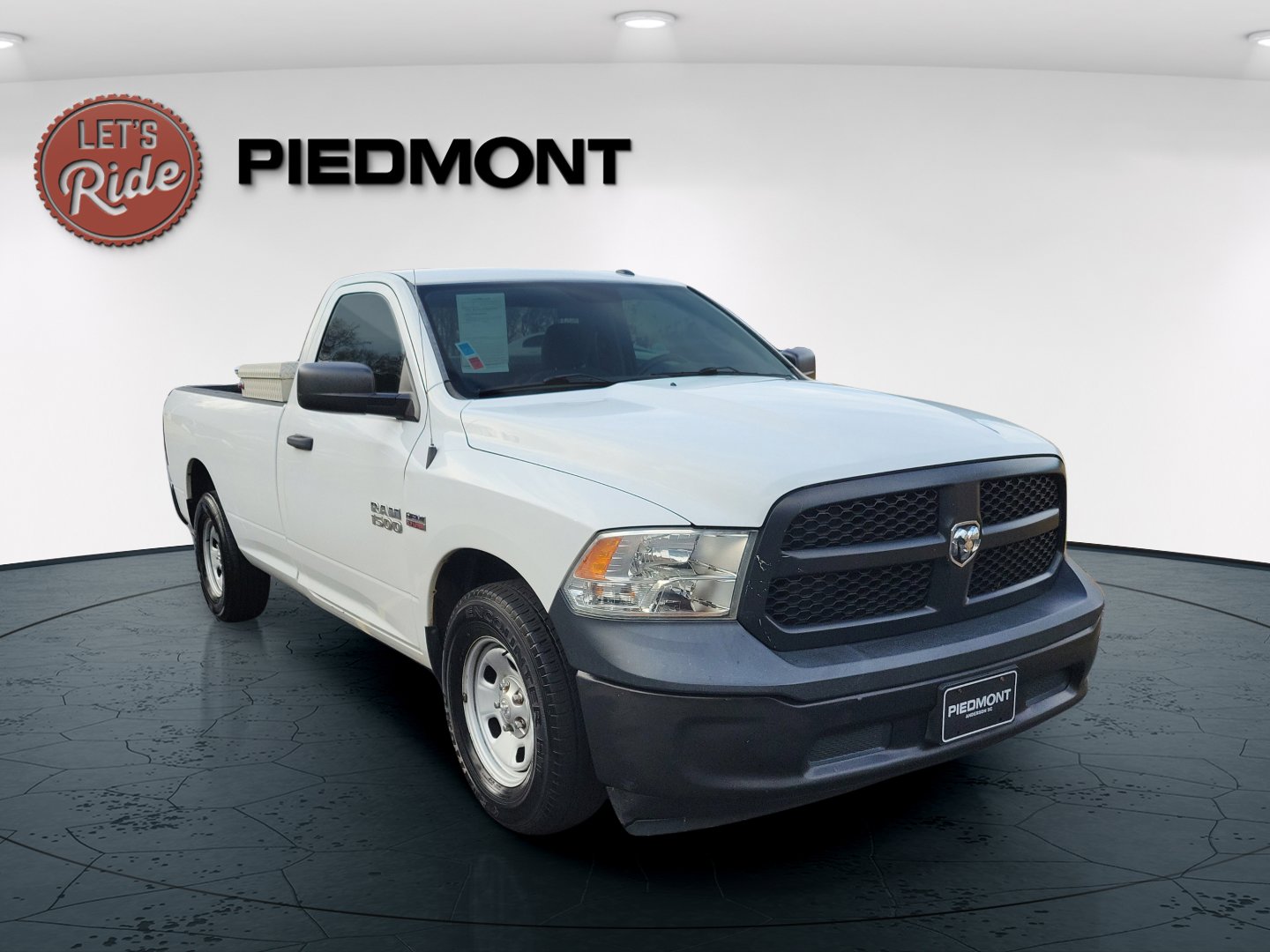 2016 Ram 1500 Tradesman photo 3