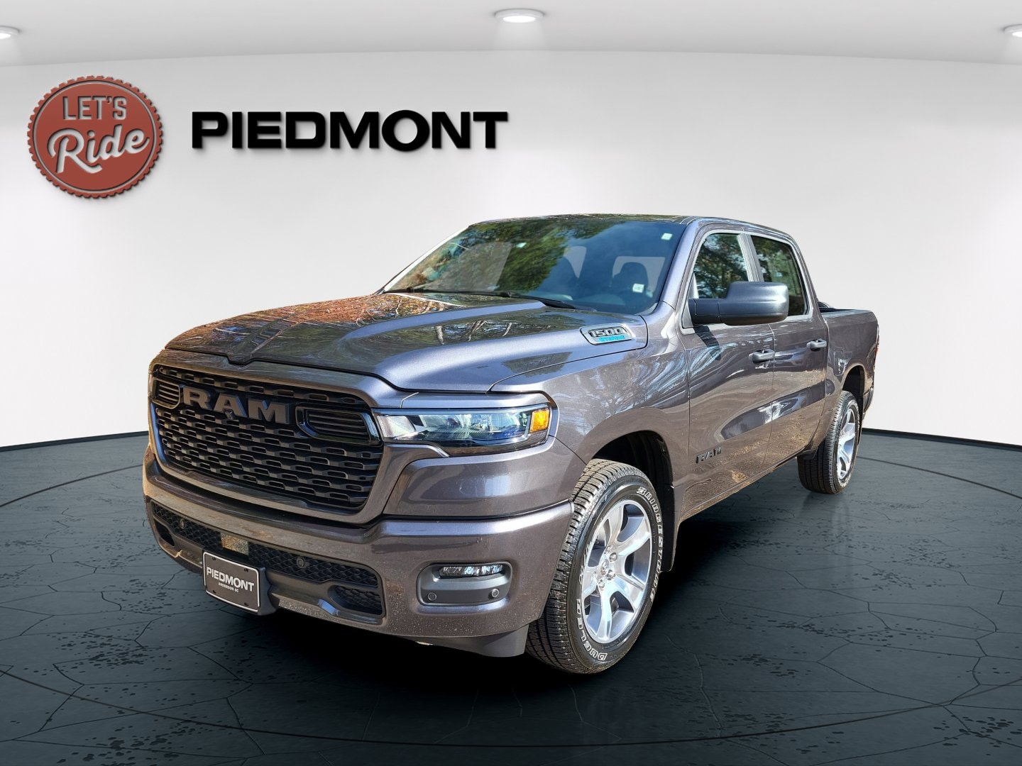 2025 RAM Ram 1500 Pickup Tradesman's photo