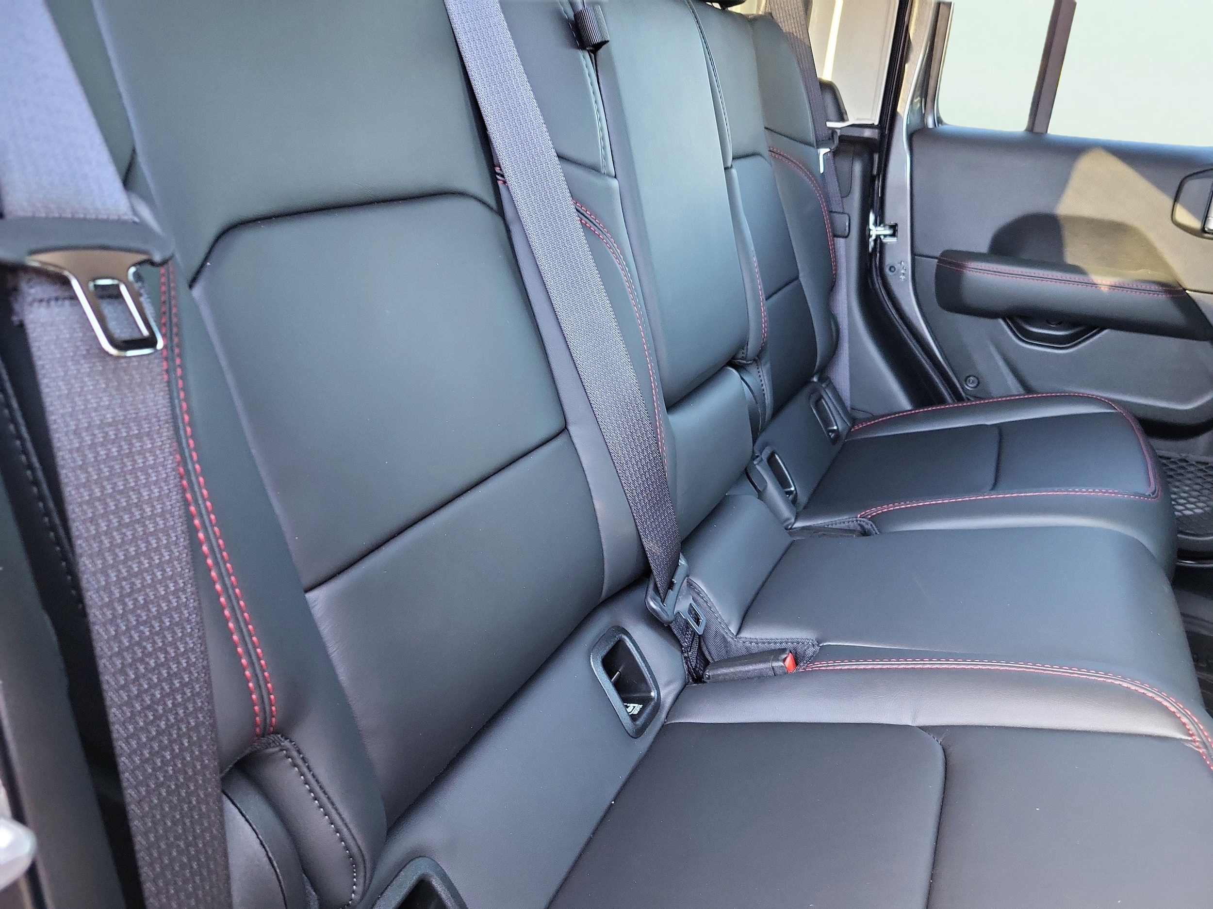 2025 Jeep Gladiator Rubicon - Photo 13