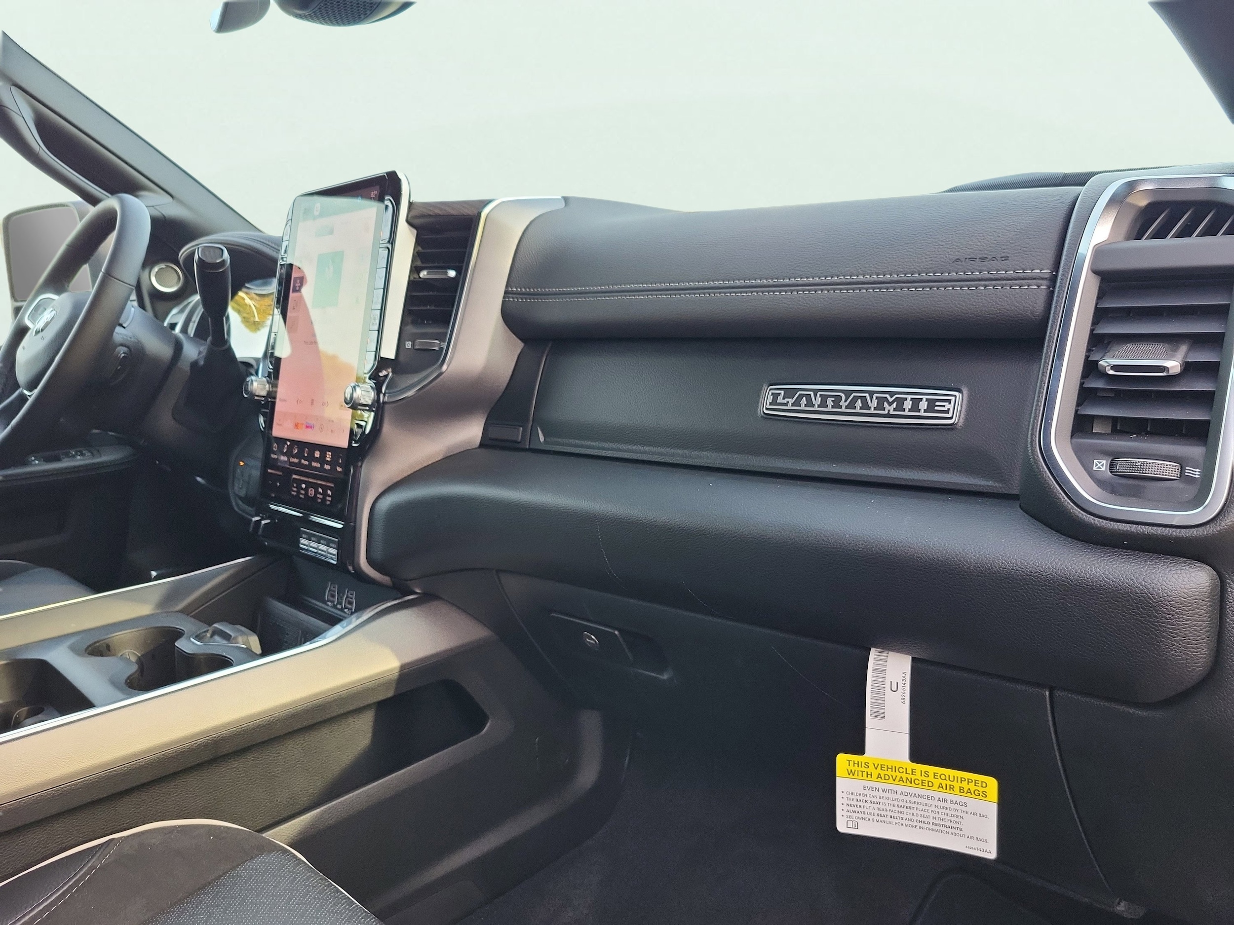 2026 RAM 2500 Laramie - Photo 22