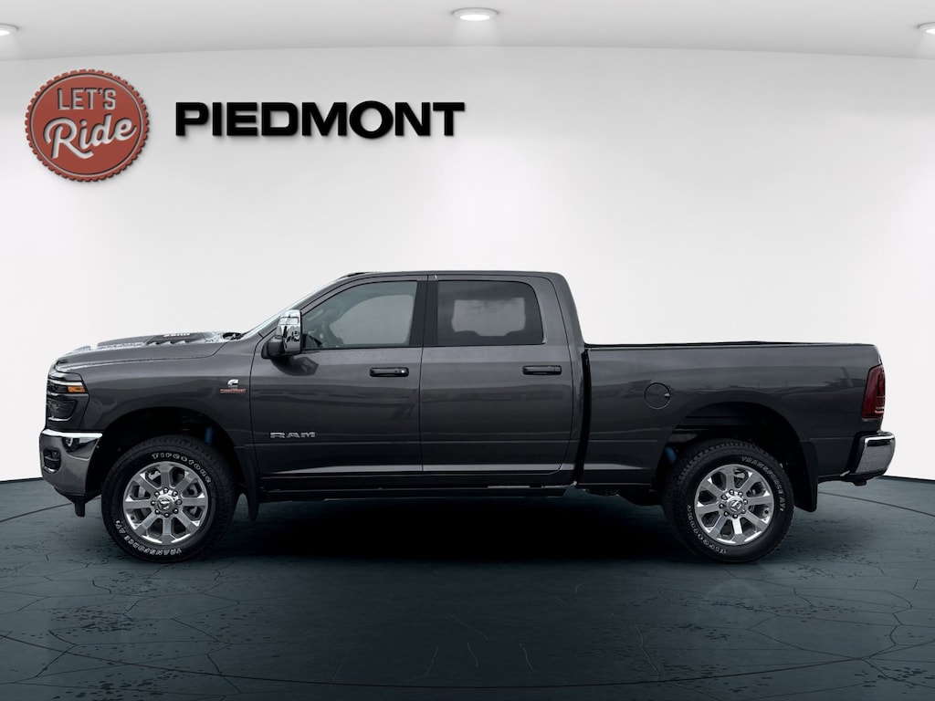 New 2025 Ram 2500 LARAMIE CREW CAB 4X4 6'4 BOX Pickup