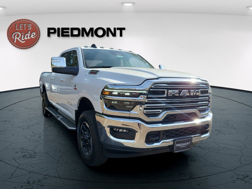 New 2026 Ram 3500 LARAMIE CREW CAB 4X4 6'4 BOX Pickup