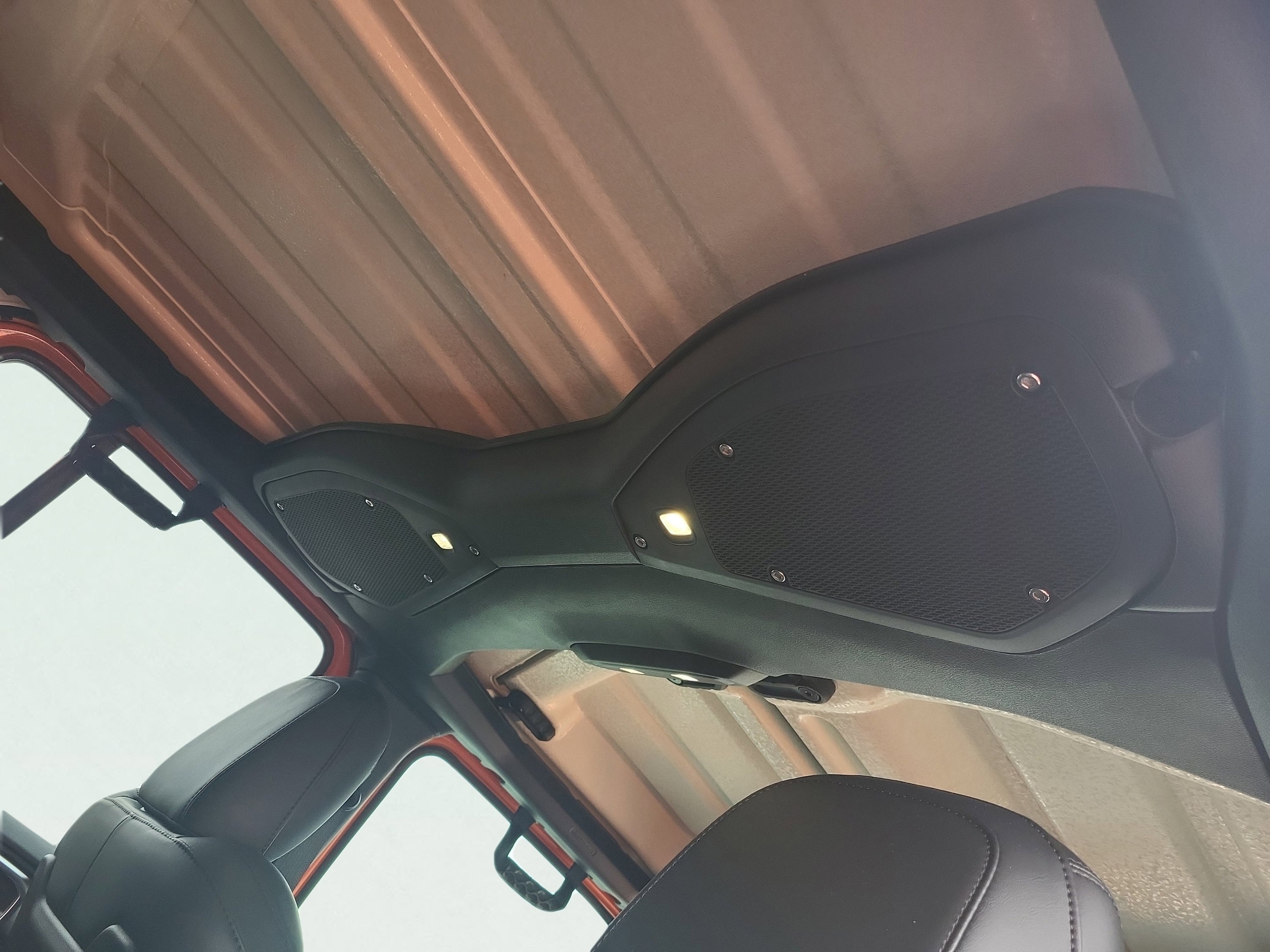 2025 Jeep Wrangler 4-Door Rubicon - Photo 16