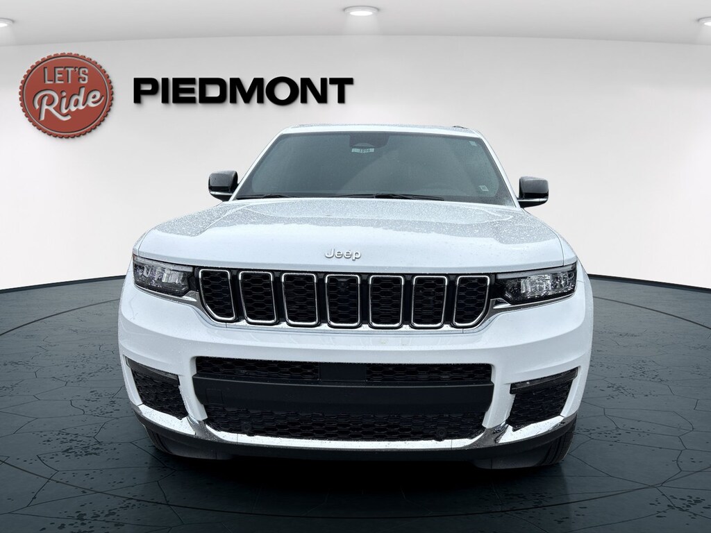 Used 2025 Jeep Grand Cherokee L Limited 4x4 SUV