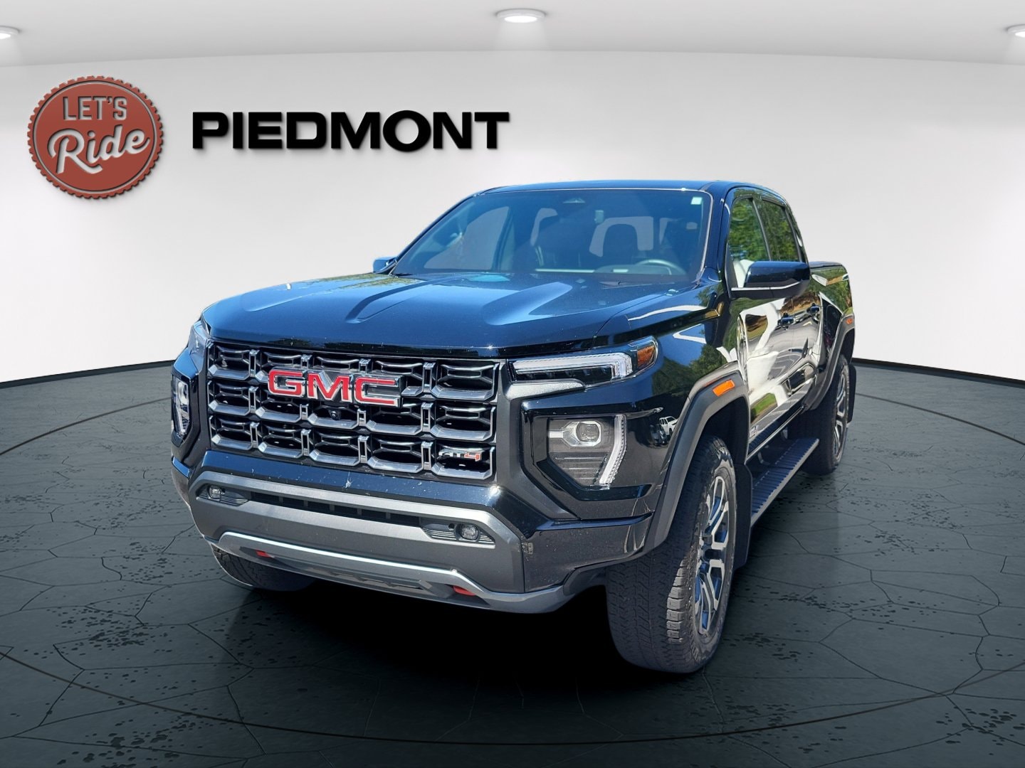 2024 GMC Canyon AT4