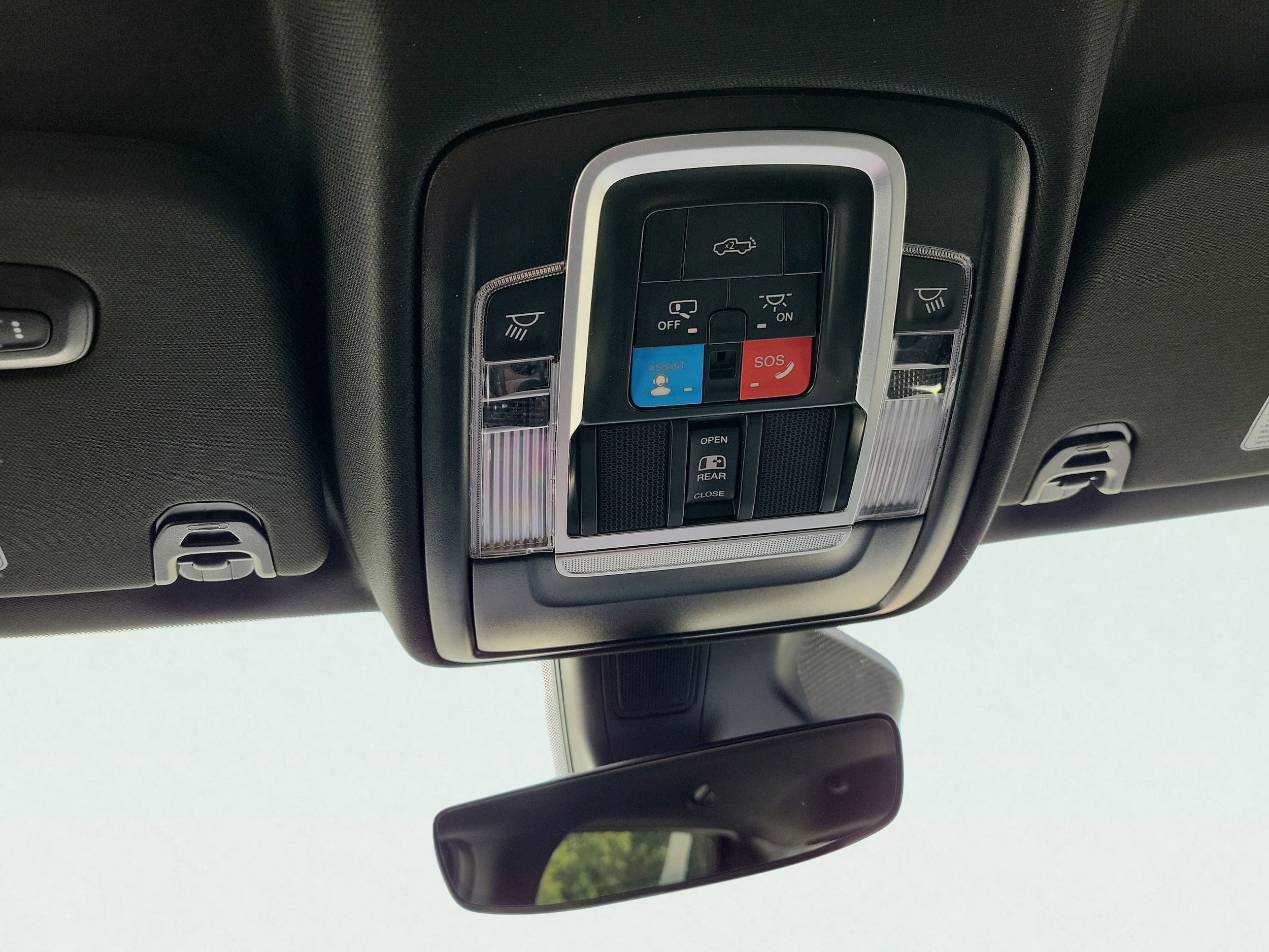 2026 RAM 1500 Laramie - Photo 19