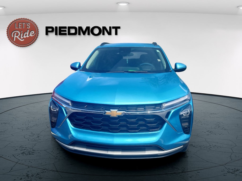 Used 2026 Chevrolet Trax FWD 4dr LT SUV