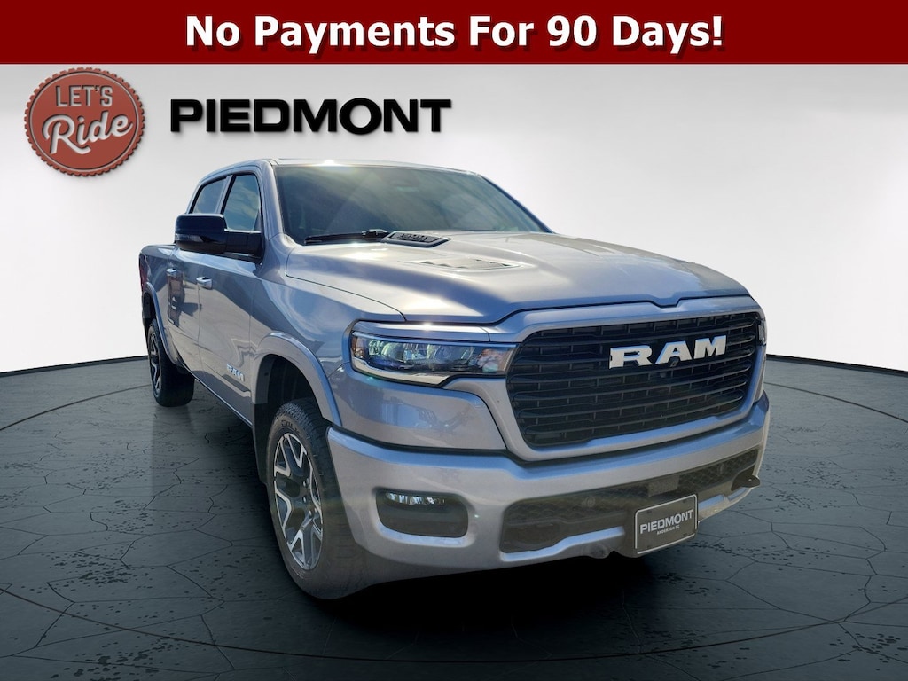 New 2026 Ram 1500 LARAMIE CREW CAB 4X4 5'7 BOX Pickup