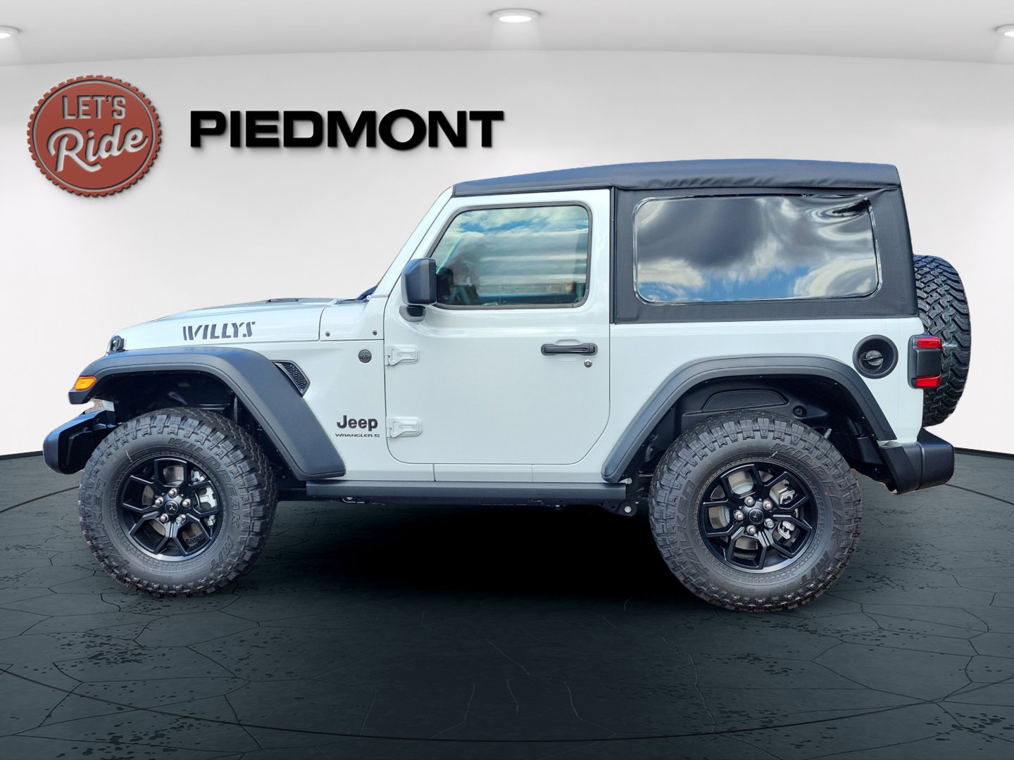 2026 Jeep Wrangler 2-Door Willys - Photo 9