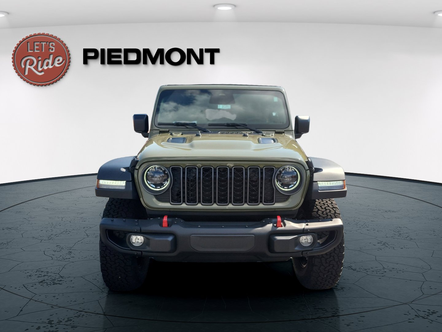 2025 Jeep Wrangler Rubicon photo 2