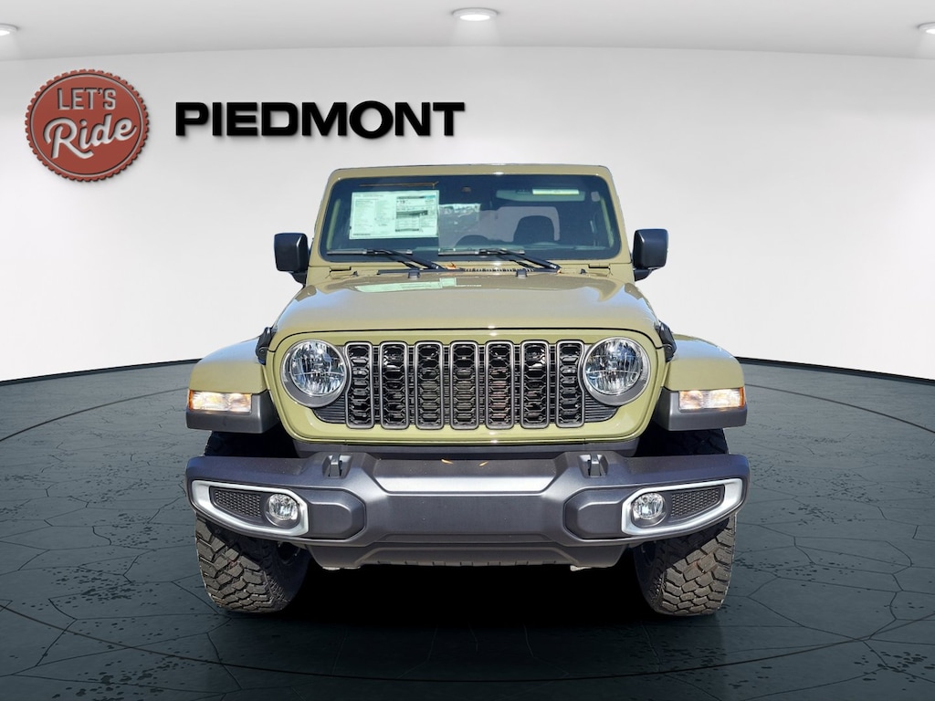 New 2025 Jeep Gladiator HIGH TIDE 4X4 Pickup