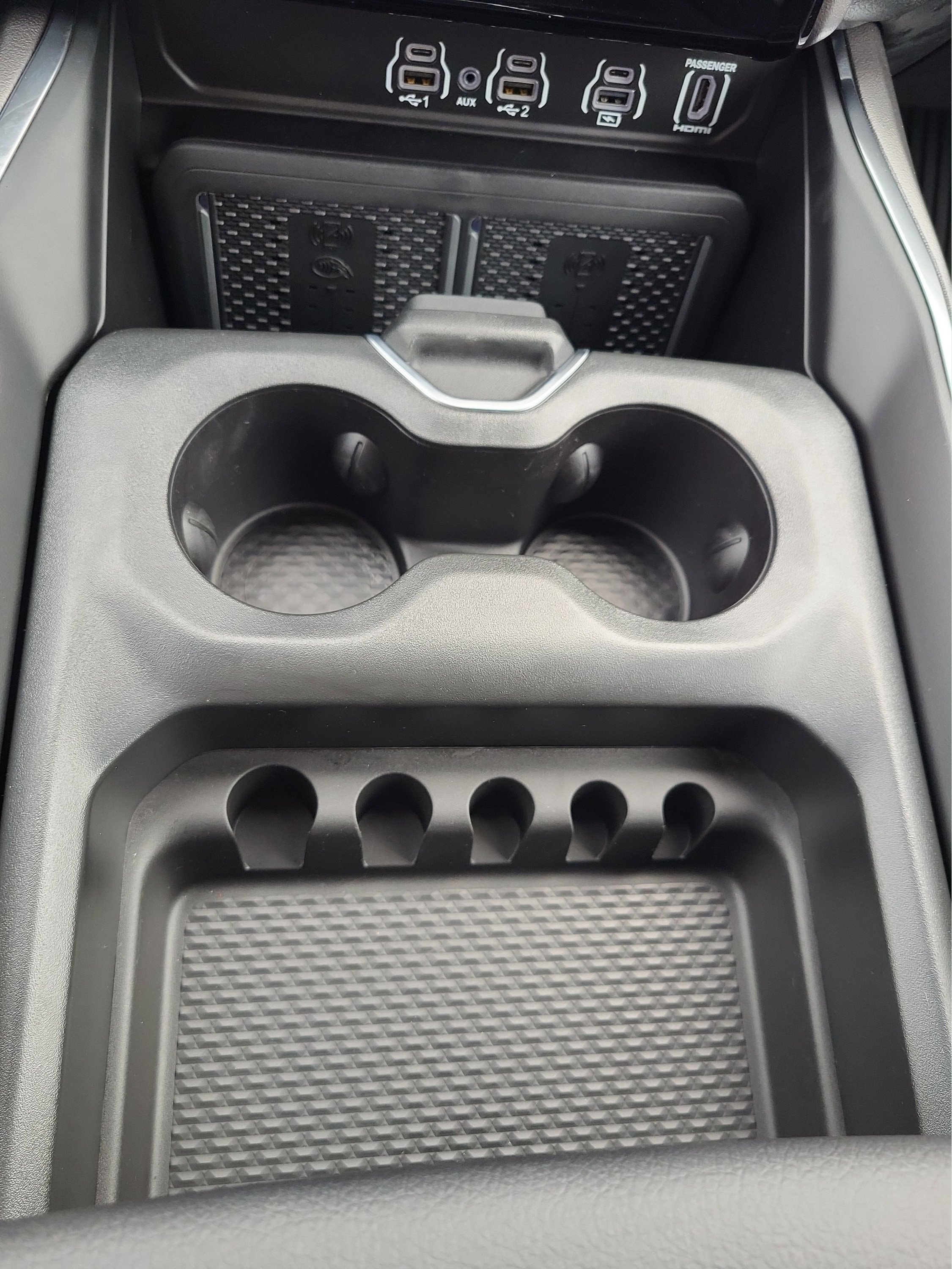 2026 RAM 1500 Laramie - Photo 30