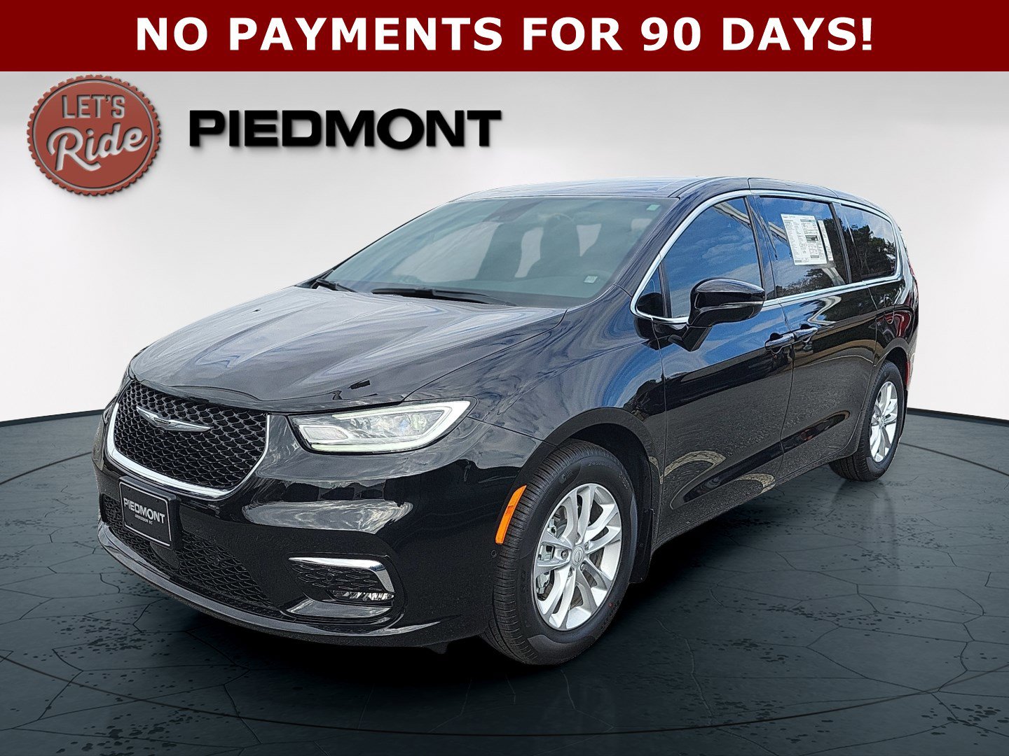 2026 Chrysler Pacifica Select's photo