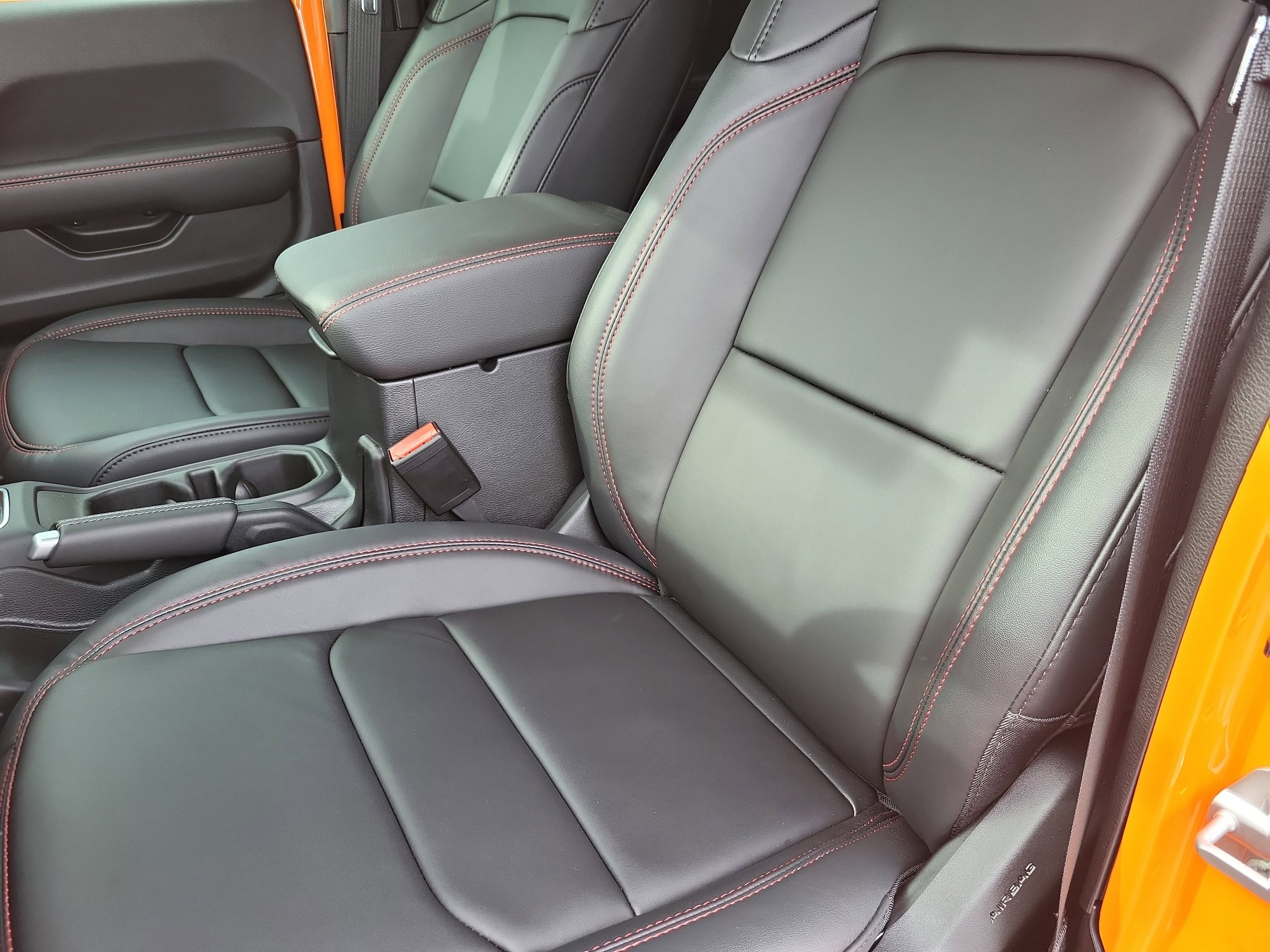 2025 Jeep Wrangler 4-Door Rubicon - Photo 24