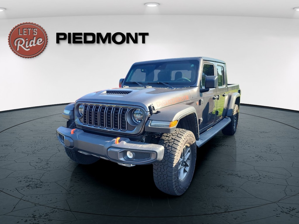 Used 2024 Jeep Gladiator Mojave 4x4 Truck Crew Cab