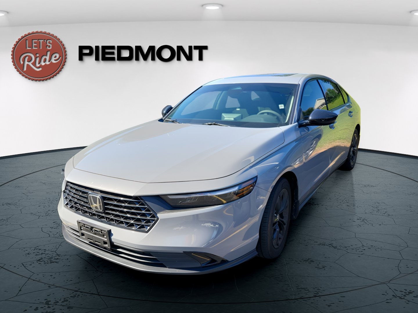 2025 Honda Accord 1.5T SE CVT's photo