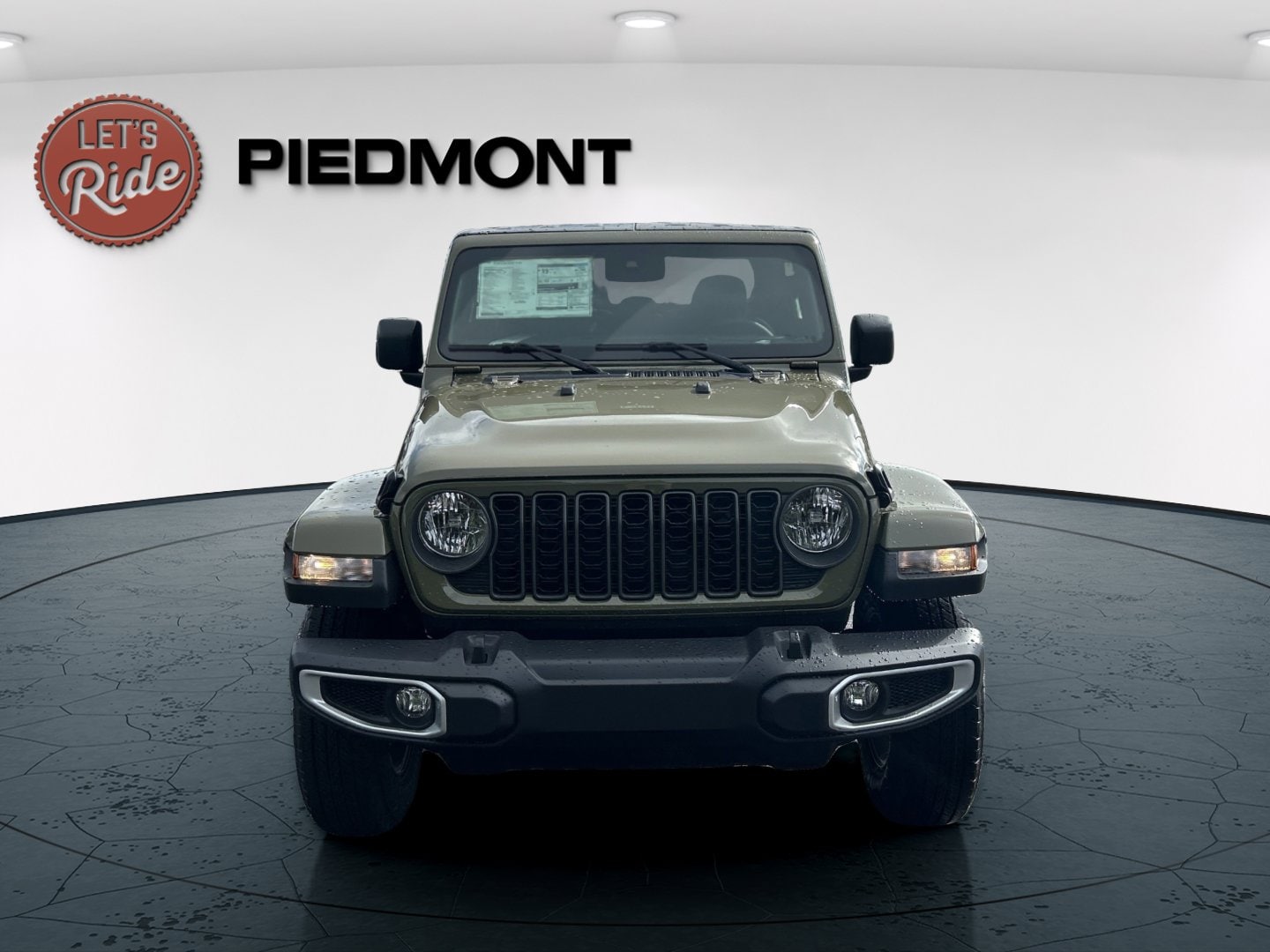 2025 Jeep Gladiator Sport S's photo