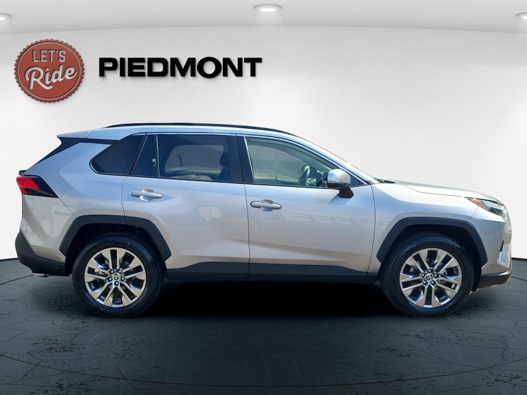 Used 2023 Toyota RAV4 XLE Premium FWD SUV
