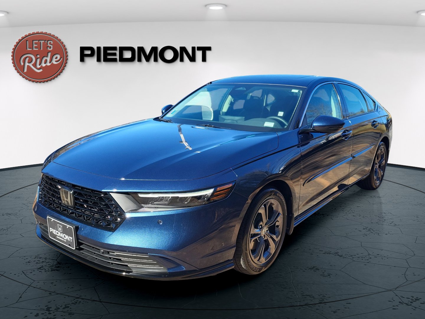 2024 Honda Accord Hybrid EX-L's photo