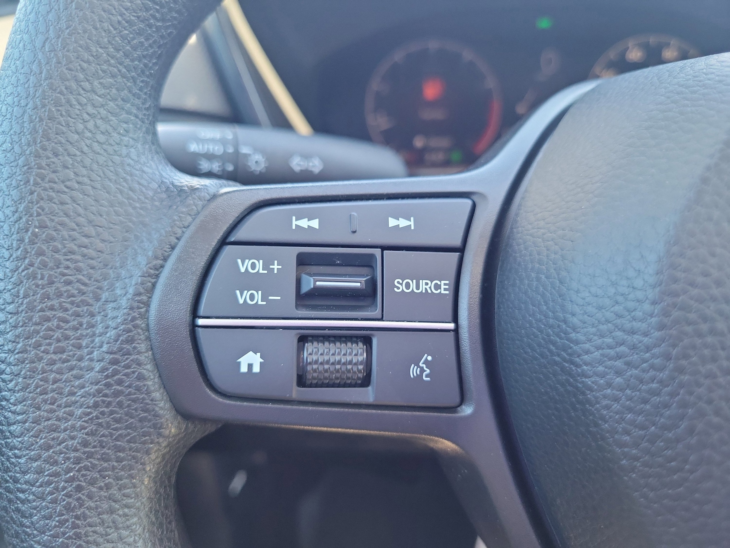2025 Honda CR-V EX - Photo 30