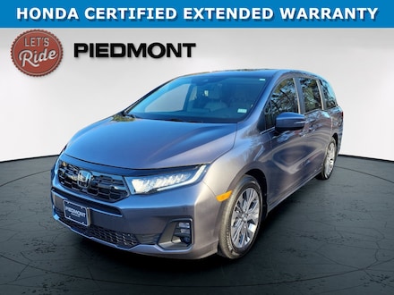 2025 Honda Odyssey Touring Auto Van