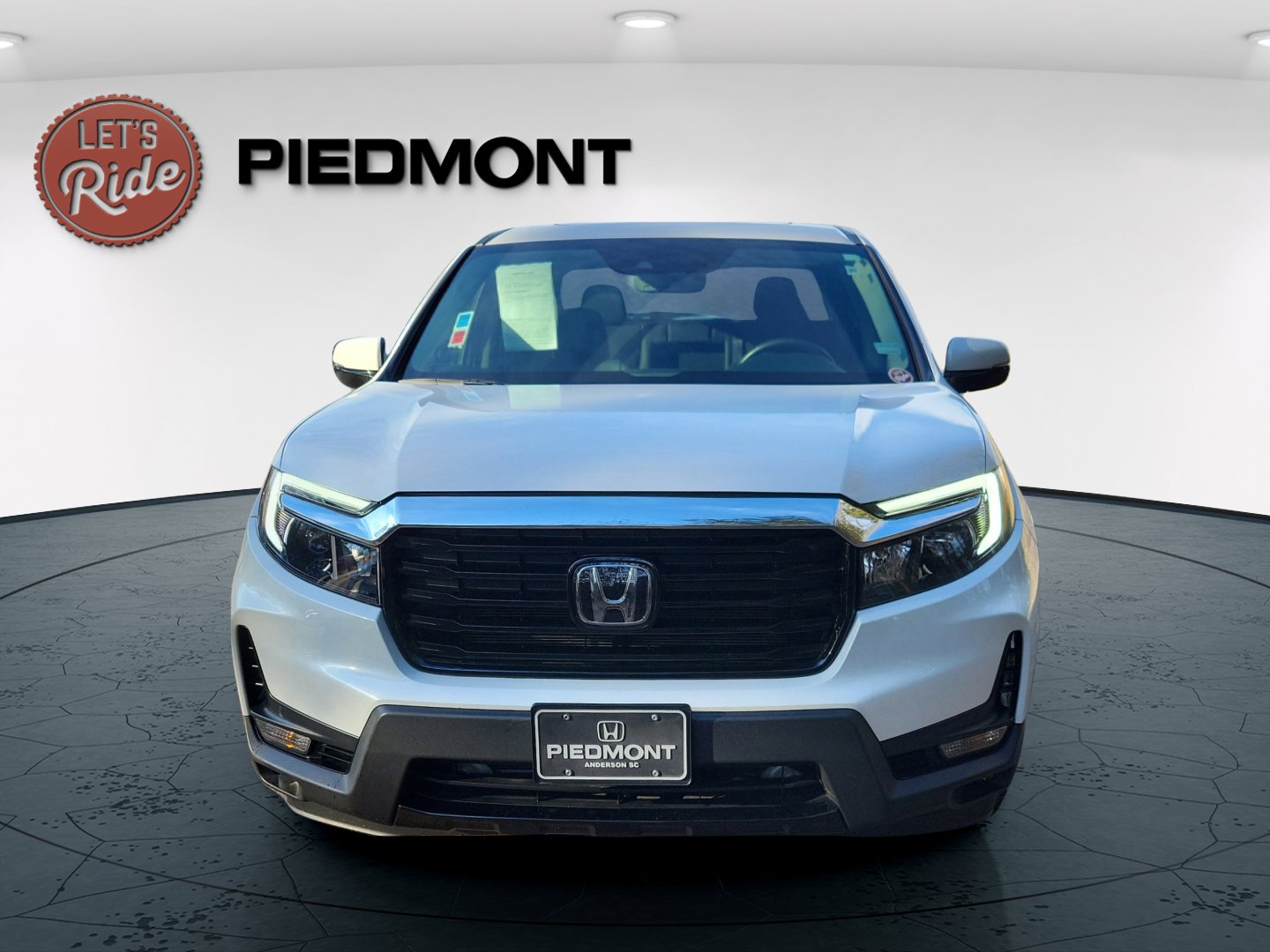 2023 Honda Ridgeline RTL-E photo 2