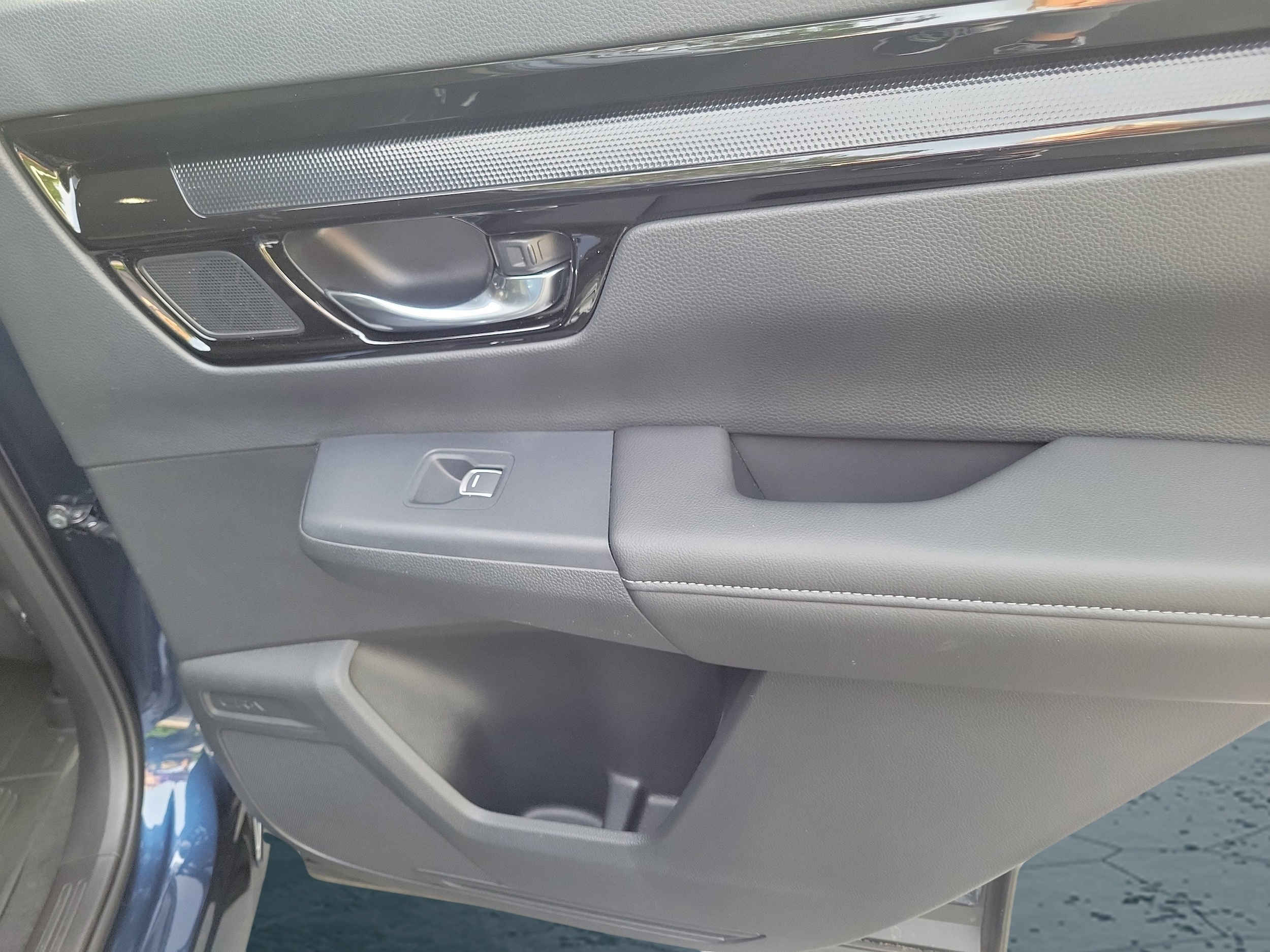 2025 Honda CR-V EX-L - Photo 20