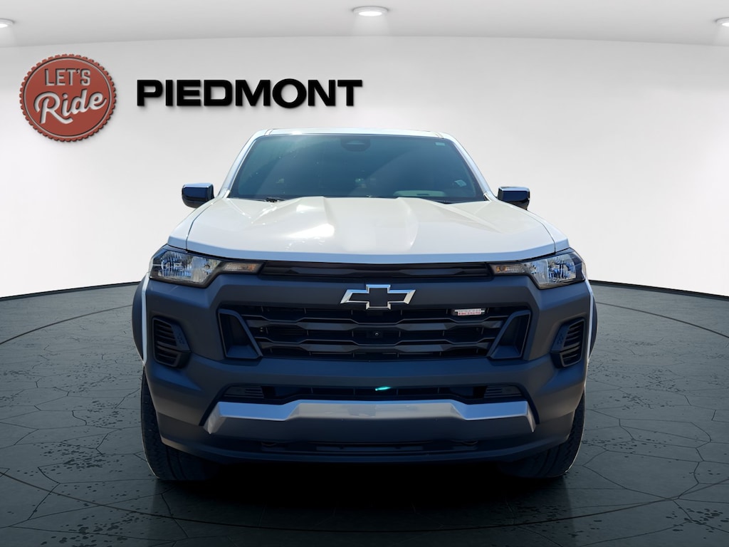 Used 2023 Chevrolet Colorado 4WD Crew Cab Trail Boss Truck Crew Cab