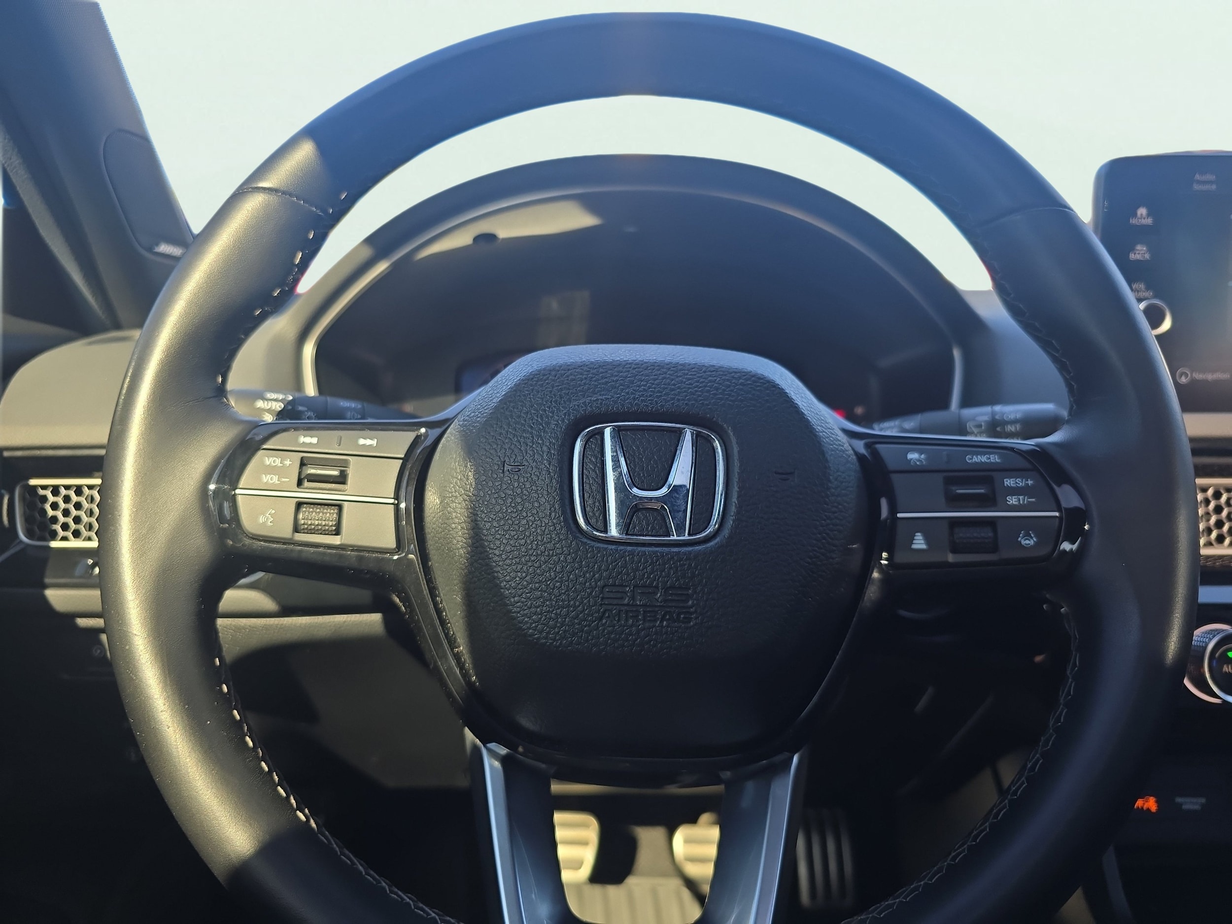 2024 Honda Civic Hatchback Sport Touring - Photo 27