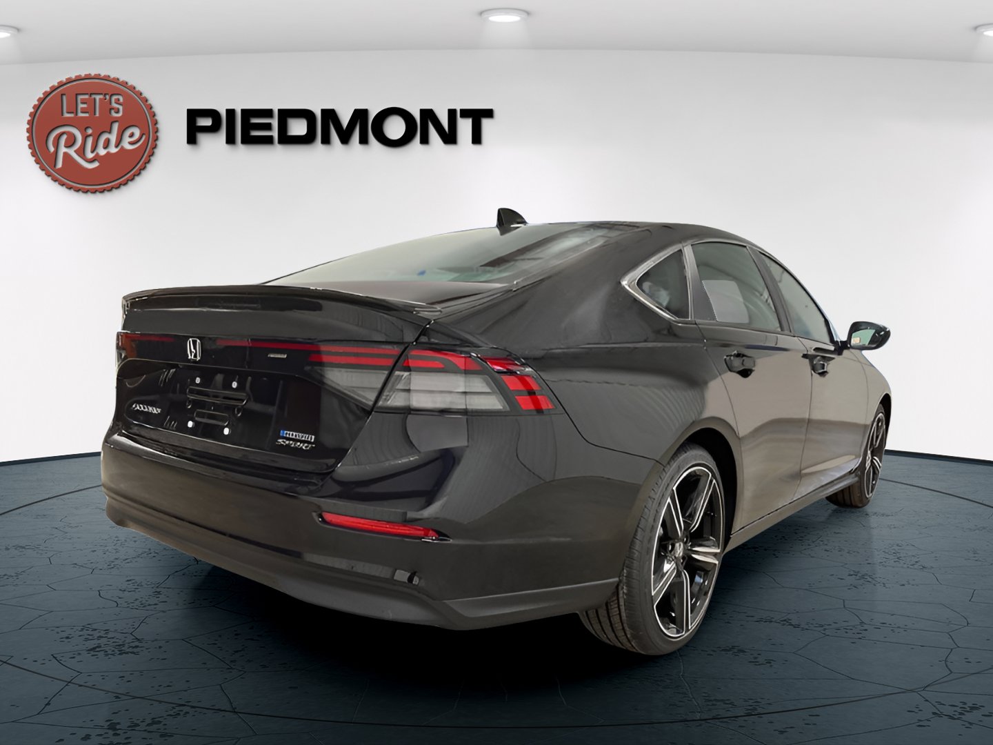 2025 Honda Accord Hybrid Sport photo 2
