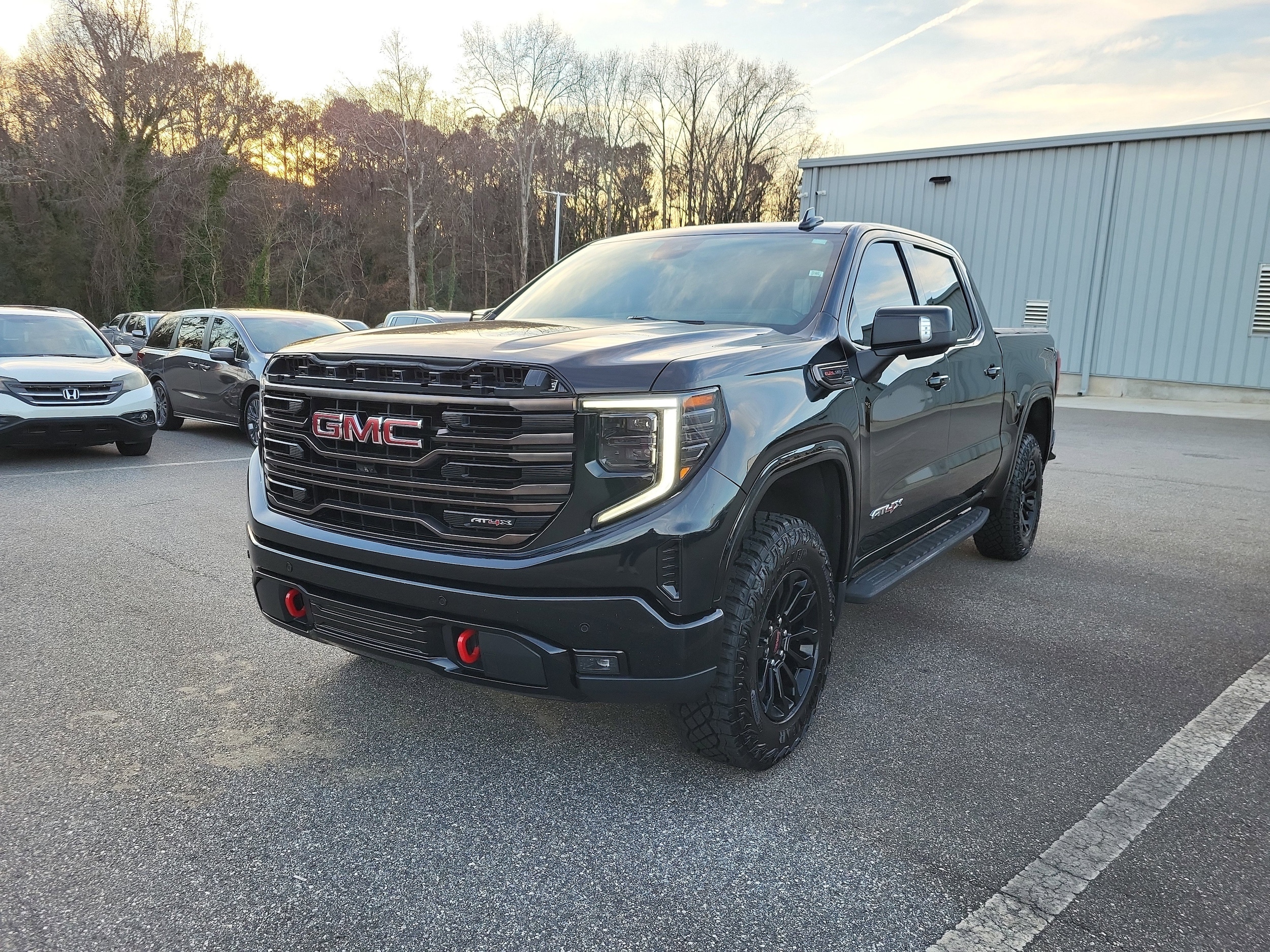 2022 GMC Sierra Base's photo