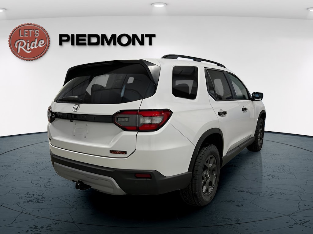New 2025 Honda Pilot TrailSport SUV