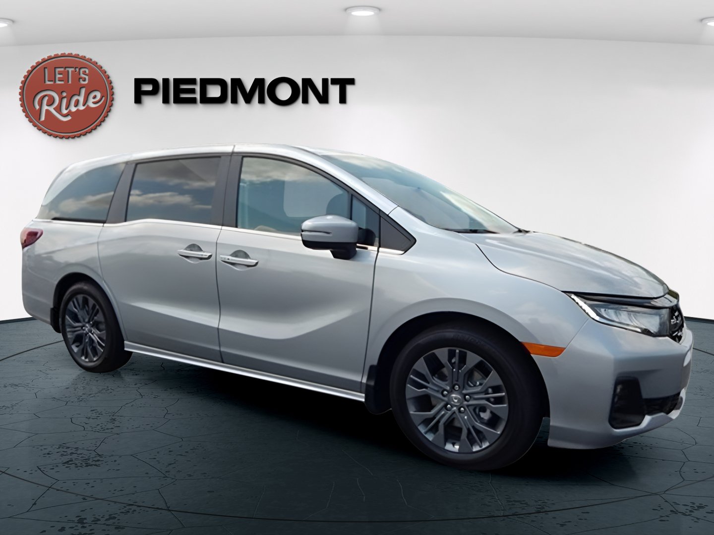 2027 Honda Odyssey Touring Van Passenger