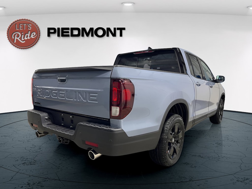 New 2026 Honda Ridgeline Black Edition Two-Tone Truck Crew Cab